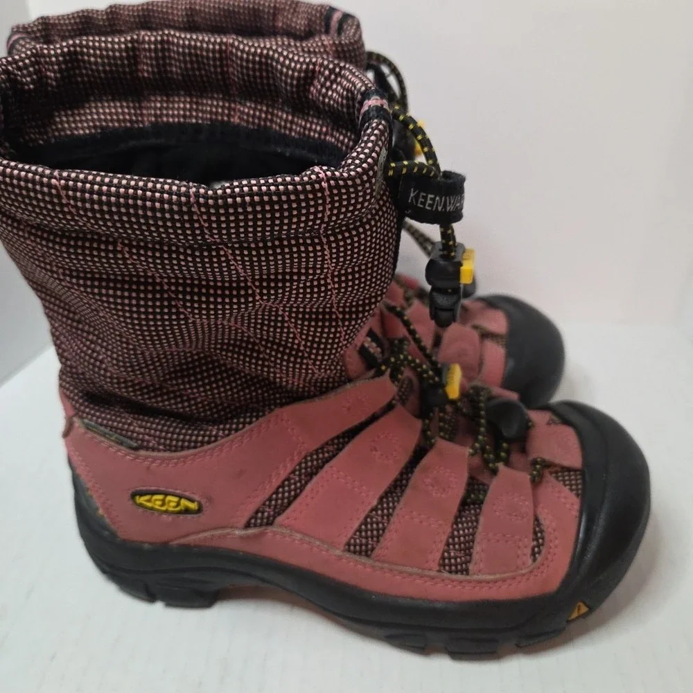 Keen Winter Snow Winter Boots Black Pink Girls Youth Size 1